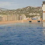 Ponent Apartment