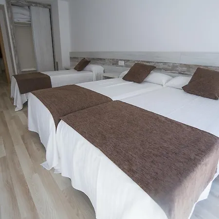 Ponent Apartment *